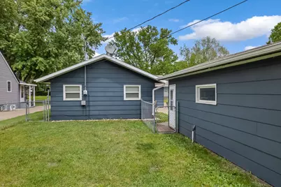 4155 W 8th Street, Goodview, MN 55987 - Photo 20