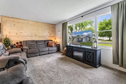4155 W 8th Street, Goodview, MN 55987 - Photo 4