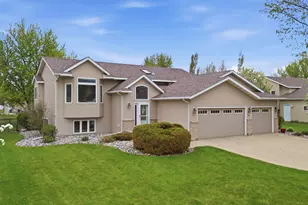 3327 46th Ave S, Fargo, ND 58104 - Photo 4