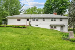 310 Lanewood Ln N, Plymouth, MN 55447 - Photo 4