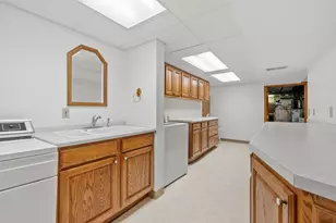 310 Lanewood Ln N, Plymouth, MN 55447 - Photo 32