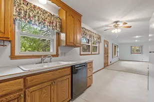 310 Lanewood Ln N, Plymouth, MN 55447 - Photo 16