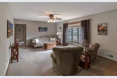 6 Hazelwood Avenue, New Ulm, MN 56073 - Photo 4