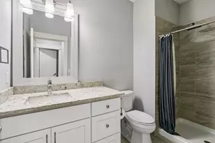 13222 Dahlgren Rd, Minnetonka, MN 55305 - Photo 40