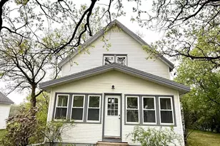 1003 Lindbergh Dr S, Little Falls, MN 56345 - Photo 2