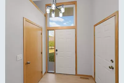 936 S Cedar Street, Belle Plaine, MN 56011 - Photo 24