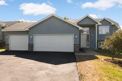 936 S Cedar Street, Belle Plaine, MN 56011 - Photo 1