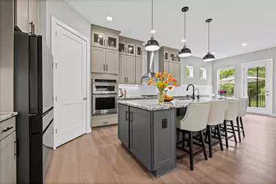 122 Liberty Heights Drive, Chaska, MN 55318 - Photo 2