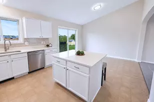 551 Knollwood Street W, Annandale, MN 55302 - Photo 6