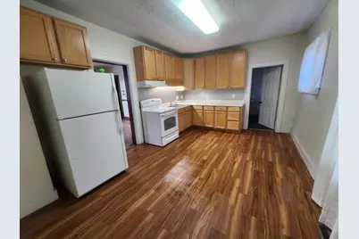 364 W Church Street, Ellsworth, WI 54011 - Photo 4