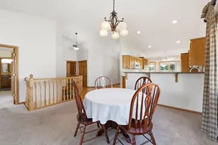 1668 Mackubin St, Saint Paul, MN 55117 - Photo 12