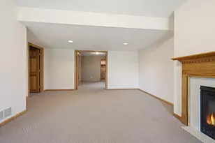 1668 Mackubin St, Saint Paul, MN 55117 - Photo 30
