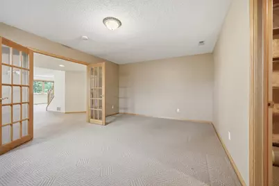 1668 Mackubin Street, Saint Paul, MN 55117 - Photo 32