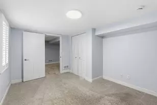 12 W 104th St, Bloomington, MN 55420 - Photo 32
