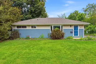12 W 104th St, Bloomington, MN 55420 - Photo 2