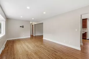 12 W 104th St, Bloomington, MN 55420 - Photo 4