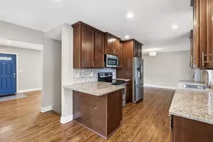 12 W 104th St, Bloomington, MN 55420 - Photo 12