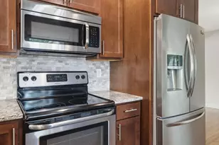 12 W 104th St, Bloomington, MN 55420 - Photo 14