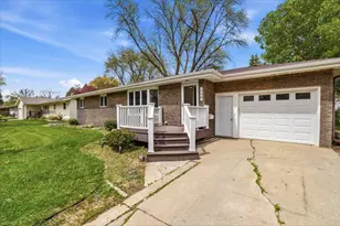 248 Wegener Dr, Breckenridge, MN 56520 - Photo 4