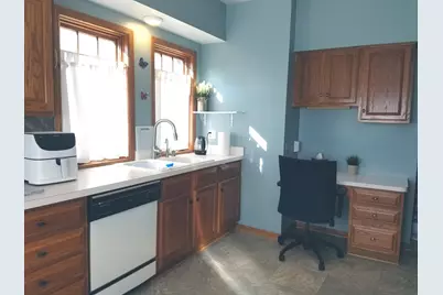 952 Ottawa Avenue, West Saint Paul, MN 55118 - Photo 8