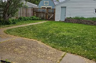 952 Ottawa Ave, West Saint Paul, MN 55118 - Photo 24