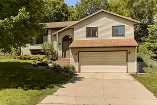 2627 Westridge Ln NW, Rochester, MN 55901 - Photo 1