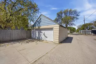 1707 6th Ave S, Fargo,  58103 - Photo 32