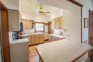 50843 Francis St, Osseo, WI 54758 - Photo 10