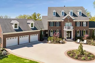 18482 Bearpath Trail, Eden Prairie, MN 55347 - Photo 2