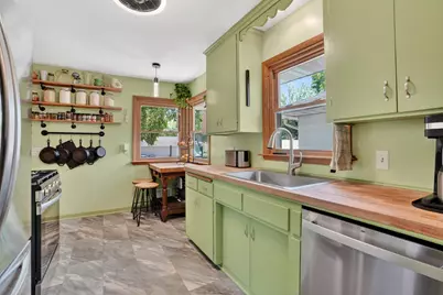 5252 Xerxes Avenue N, Minneapolis, MN 55430 - Photo 8