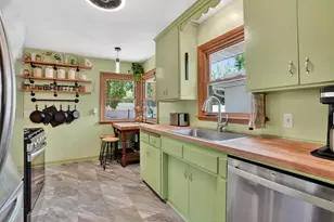 5252 Xerxes Ave N, Minneapolis, MN 55430 - Photo 8