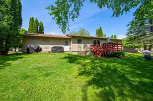 746 Caleta Pl, Owatonna, MN 55060 - Photo 8