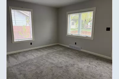 346 15th Avenue S, Fargo,  58103 - Photo 6