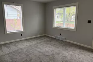 346 15th Ave S, Fargo,  58103 - Photo 6