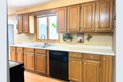 451 2nd Street N, Wood Lake, MN 56297 - Photo 18