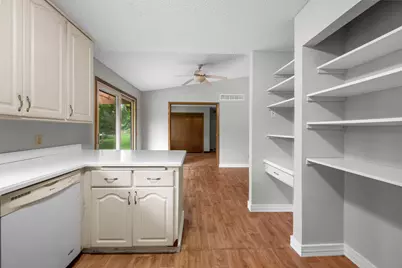 5451 Upper 147th Street W, Apple Valley, MN 55124 - Photo 10