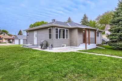 508 3rd Street NE, Montgomery, MN 56069 - Photo 2