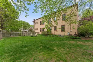 586 Ashland Ave, Saint Paul, MN 55102 - Photo 30