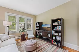 586 Ashland Ave, Saint Paul, MN 55102 - Photo 12