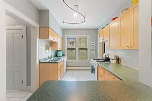 586 Ashland Ave, Saint Paul, MN 55102 - Photo 24