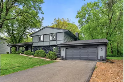 2841 Mayfield Road, Minnetonka, MN 55391 - Photo 2