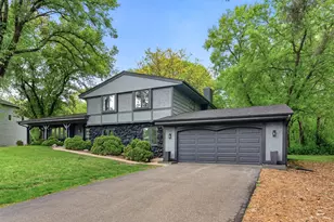2841 Mayfield Rd, Minnetonka, MN 55391 - Photo 2