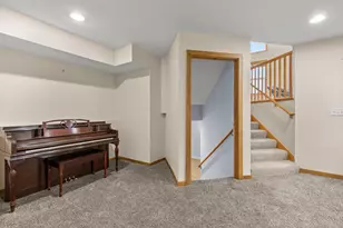 1177 Danube Ave, Shakopee, MN 55379 - Photo 34