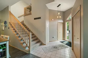 12572 Parkwood Dr, Burnsville, MN 55337 - Photo 2