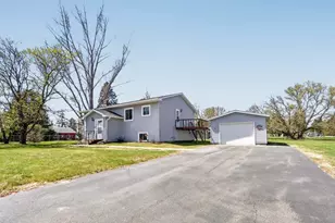 515 Columbus Ave, Cohasset, MN 55721 - Photo 32