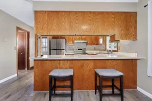 515 Columbus Ave, Cohasset, MN 55721 - Photo 6