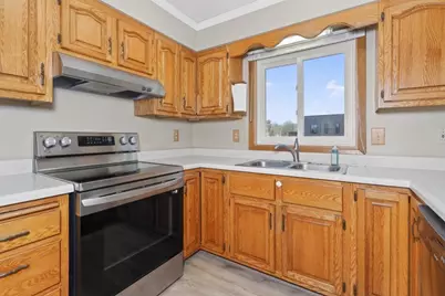 515 Columbus Avenue, Cohasset, MN 55721 - Photo 4