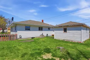 1412 14th St N, Moorhead, MN 56560 - Photo 22