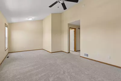 7944 Stratford Circle N, Shakopee, MN 55379 - Photo 14