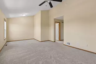 7944 Stratford Cir N, Shakopee, MN 55379 - Photo 14